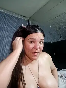 Zuleyka_69: онлайн-секс-чат