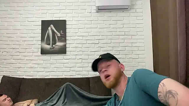 Adam_ice Adlı Modelin Canlı XXX Sohbeti