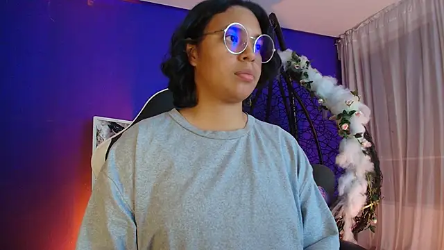 Emmapark_ – Naživo XXX chat