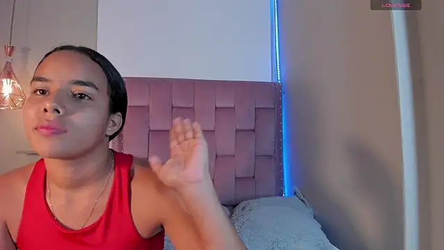 Roxy_Stonee Chat XXX in diretta