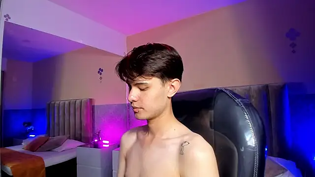 Derek_Sinn's Live XXX Chat