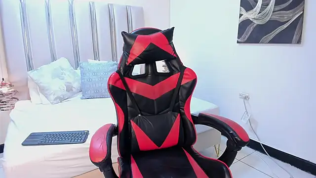 แชท XXX สดของ NohaDrake