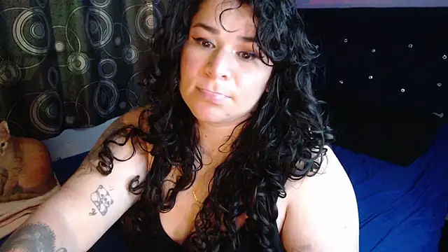 Chat +18 de ANGELIQUE_KLANE ao vivo