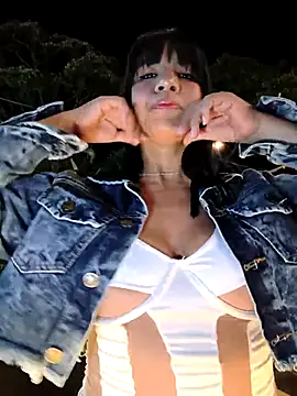 MonserratJons01 Chat XXX in diretta