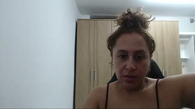 RoxanaLove9 – Naživo XXX chat