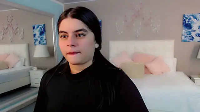 _Maddison_Ivanova_ Chat XXX in diretta