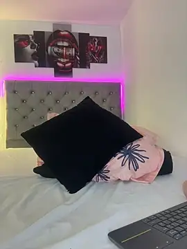 Pamela23x – Naživo XXX chat