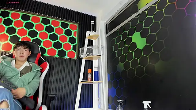 Chat +18 de Cristopher_Wild ao vivo