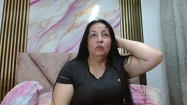 EvelinLee02's Live XXX Chat