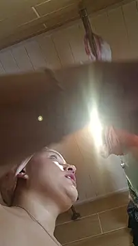 แชท XXX สดของ MeganDolll