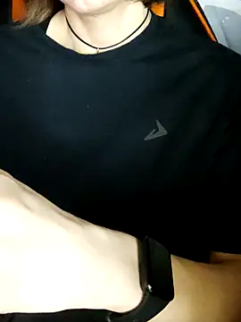 Chatroom XXX en direct de Aashikalaa