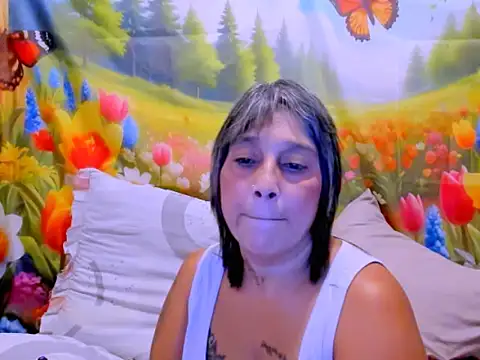 indianroxy élő XXX-chatje