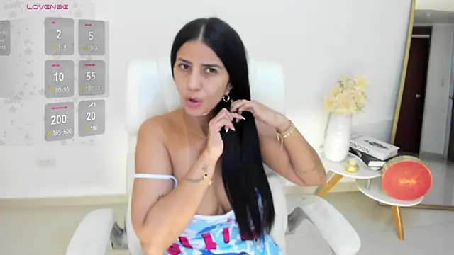 renata_t_ Chat XXX in diretta