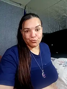 Zuleyka_69's Webcam Show