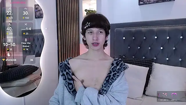 Emo_Boy_ Chat XXX in diretta