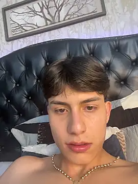 Lander_Cruz Adlı Modelin Canlı XXX Sohbeti