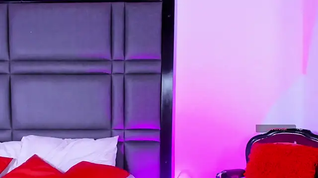 SaraDreamsss – webcam-show