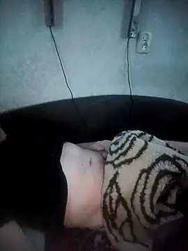 Lukas2204 élő XXX-chatje