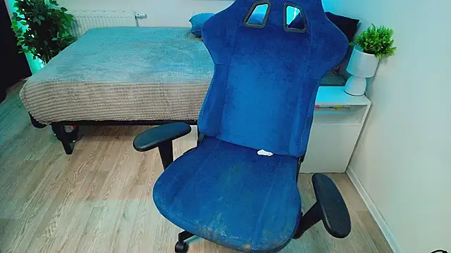 Онлайн чат XXX CranberryHot