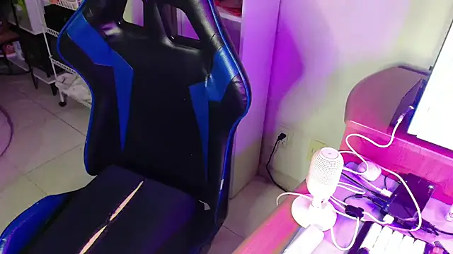 SmokyDee's Live XXX Chat