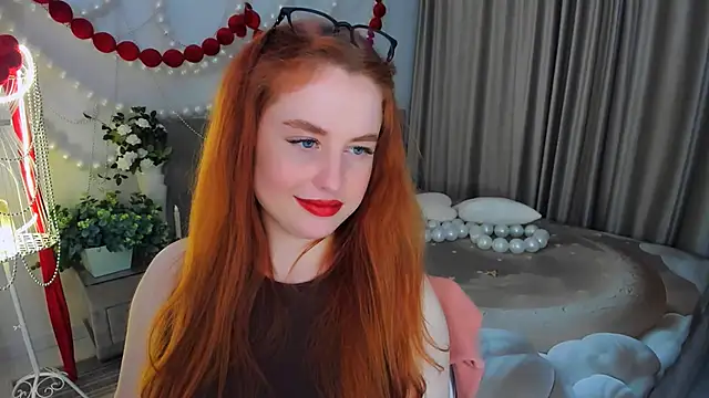 Chatroom XXX en direct de AirySilhouette