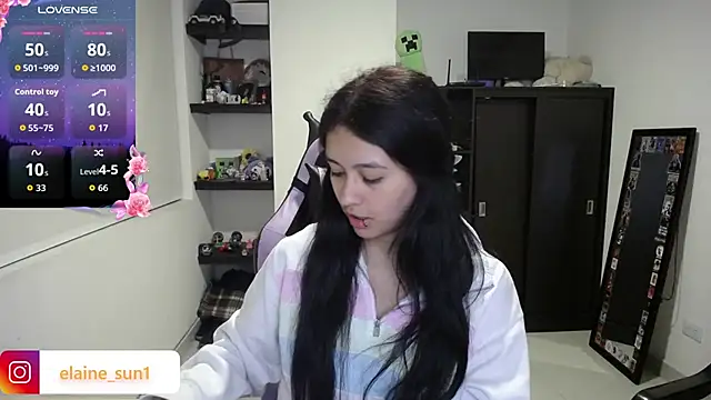 elaine_sun1: απευθείας συνομιλία ΧΧΧ