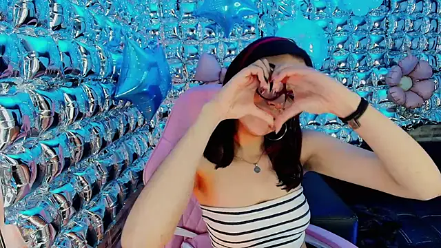 lala_cherry's Live XXX Chat