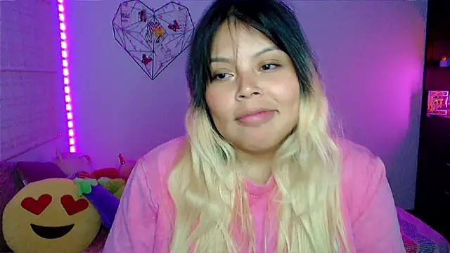 Chatroom XXX en direct de EllieMoonX