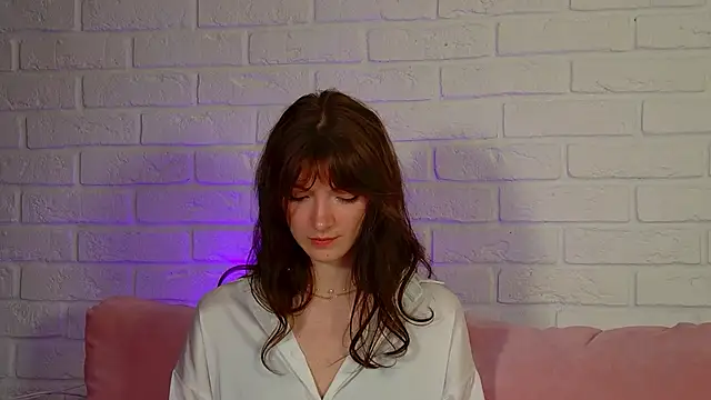 Chatroom XXX en direct de SophiaProve