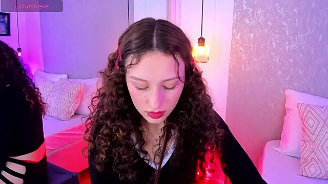 Chat +18 de Martina_077 ao vivo