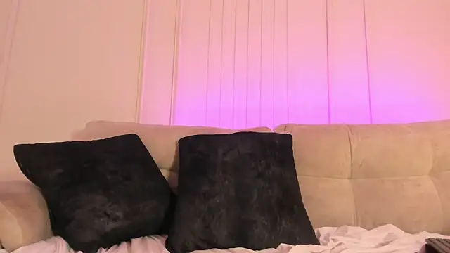 Онлайн чат XXX Kendra-Rousee