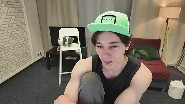 KevinStrike Live XXX-Chat