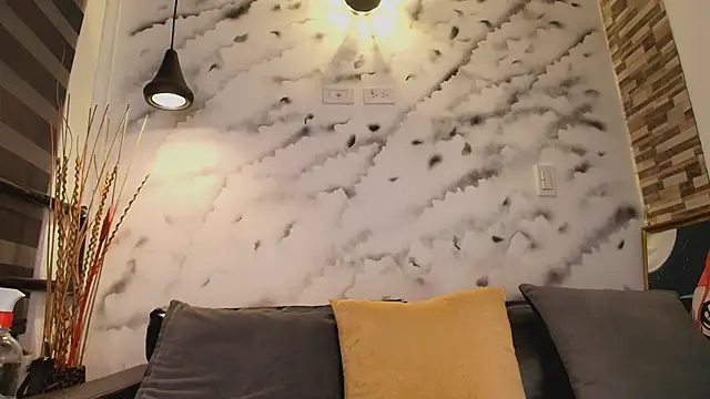 Max_Hornye's Live Chat Room