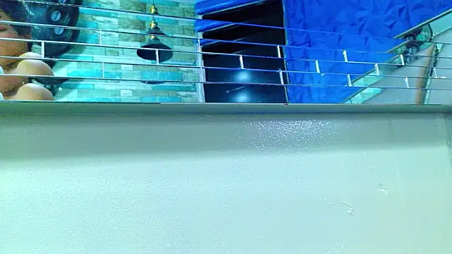 AlecciaNova – Naživo XXX chat