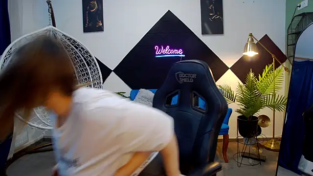 XXX chat uživo modela Katewalker_