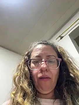 Živý XXX chat miss_hanna07