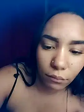 XXX chat uživo modela soffi_joness23