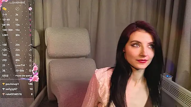 NicoleLuxe: онлайн-секс-чат