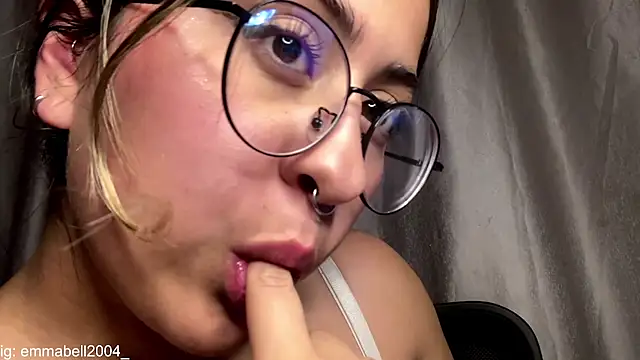 emma__bell_: онлайн-секс-чат