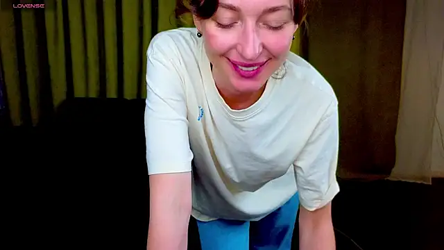 Kate_Millersi's Webcam Show