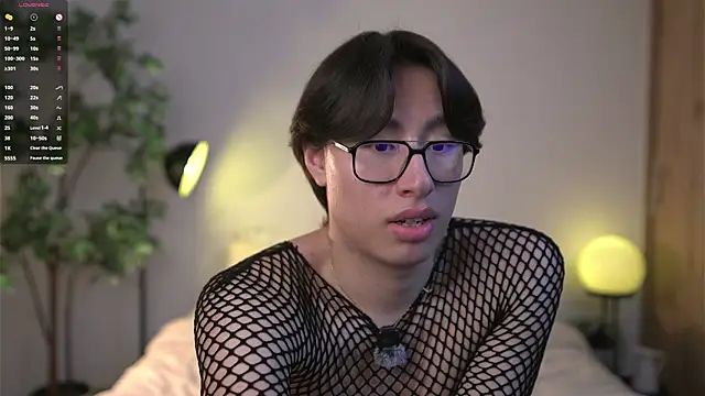 SrLuis18 élő XXX-chatje