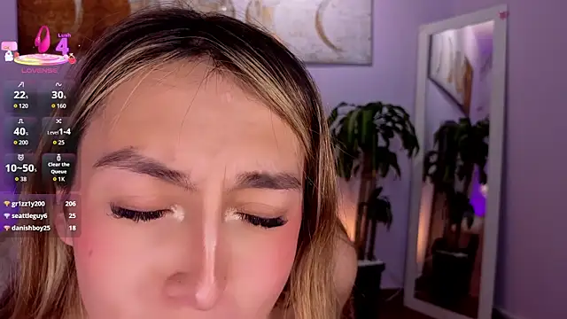 antonellastar24_ 网络视讯表演