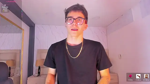 TylerCross_ Chat XXX live