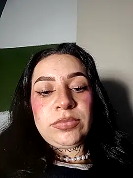 Kollontai Adlı Modelin Canlı XXX Sohbeti