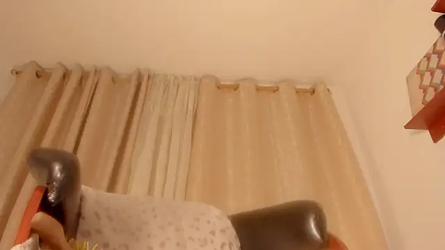 isabelsexysmile_ 即時 XXX 聊天