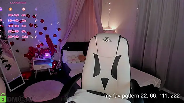 Cassies-Sandyyn Live XXX chat