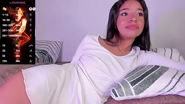 lillielover16 现场XXX聊天