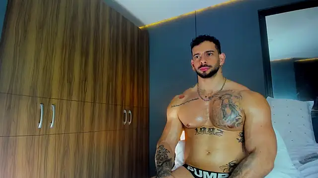 Živý XXX chat massimo_visconti