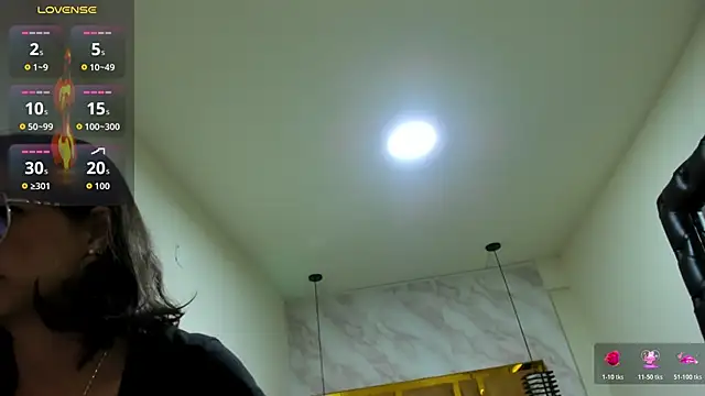 Luciifeer_ élő XXX-chatje