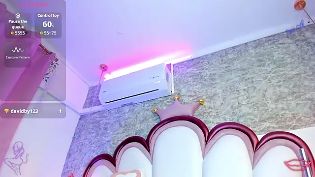 EmmaCrushのライブXXXチャット